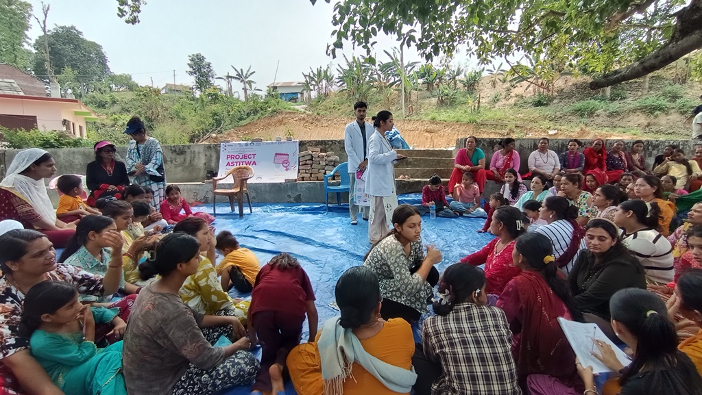 Training on making sanitary pads for women and adolecents girls